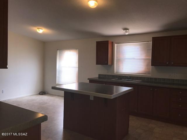 5306 North Whitetail Road Marana, AZ 85653 - Photo 5 of 20
