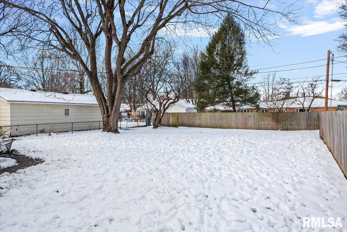 2501 South Walnut Street Springfield, IL 62704 - Photo 21 of 24