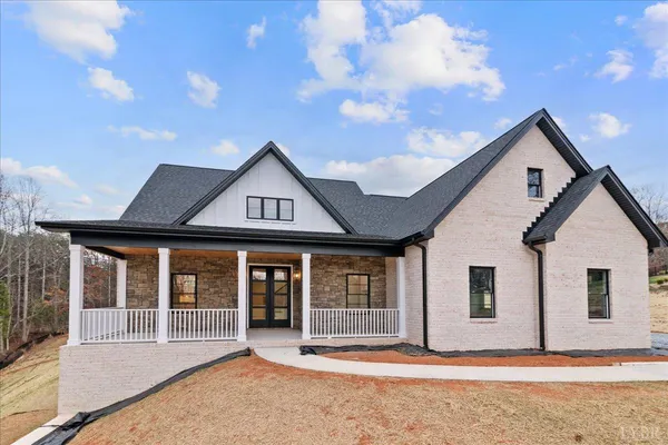 $899,000 | 1100 Brandy Springs Court, Forest, VA 24551