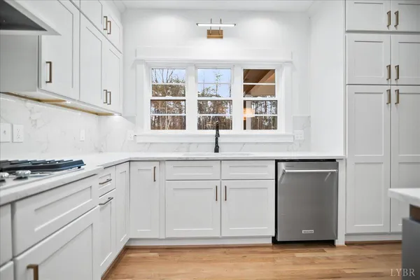 $899,000 | 1100 Brandy Springs Court, Forest, VA 24551