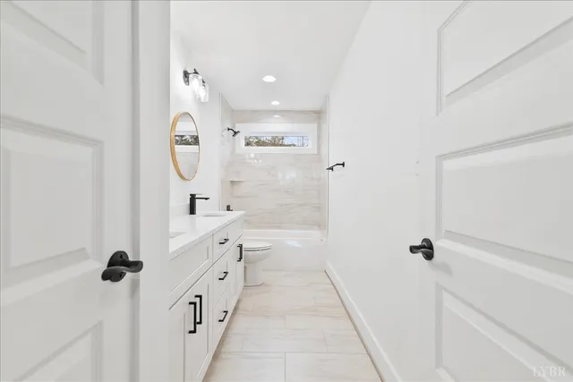 $929,000 | 1100 Brandy Springs Court, Forest, VA 24551