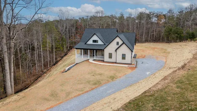 $929,000 | 1100 Brandy Springs Court, Forest, VA 24551