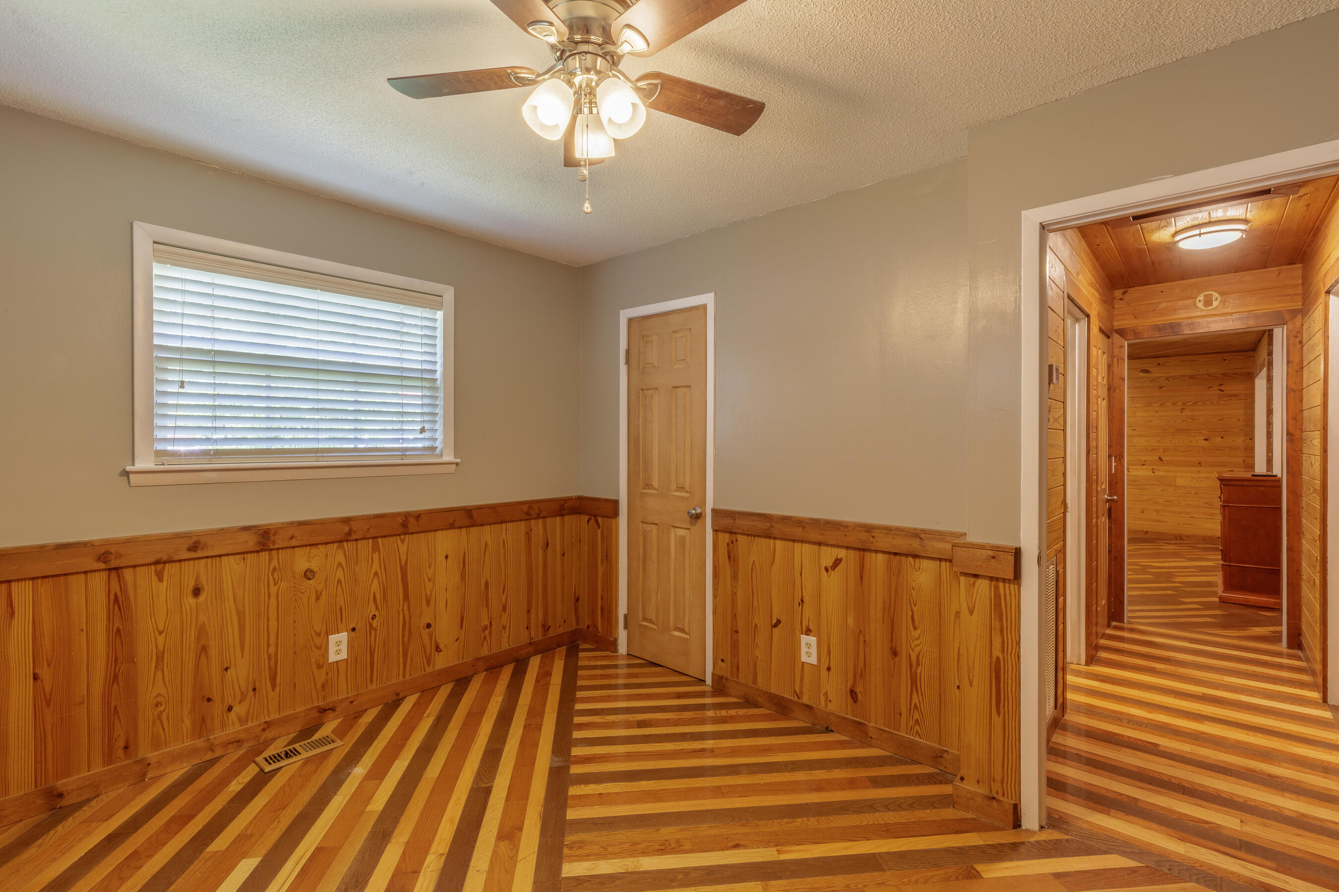 252 Valley View Drive Dunlap, TN 37327 - Photo 12 of 38 252 Valley View HD-22