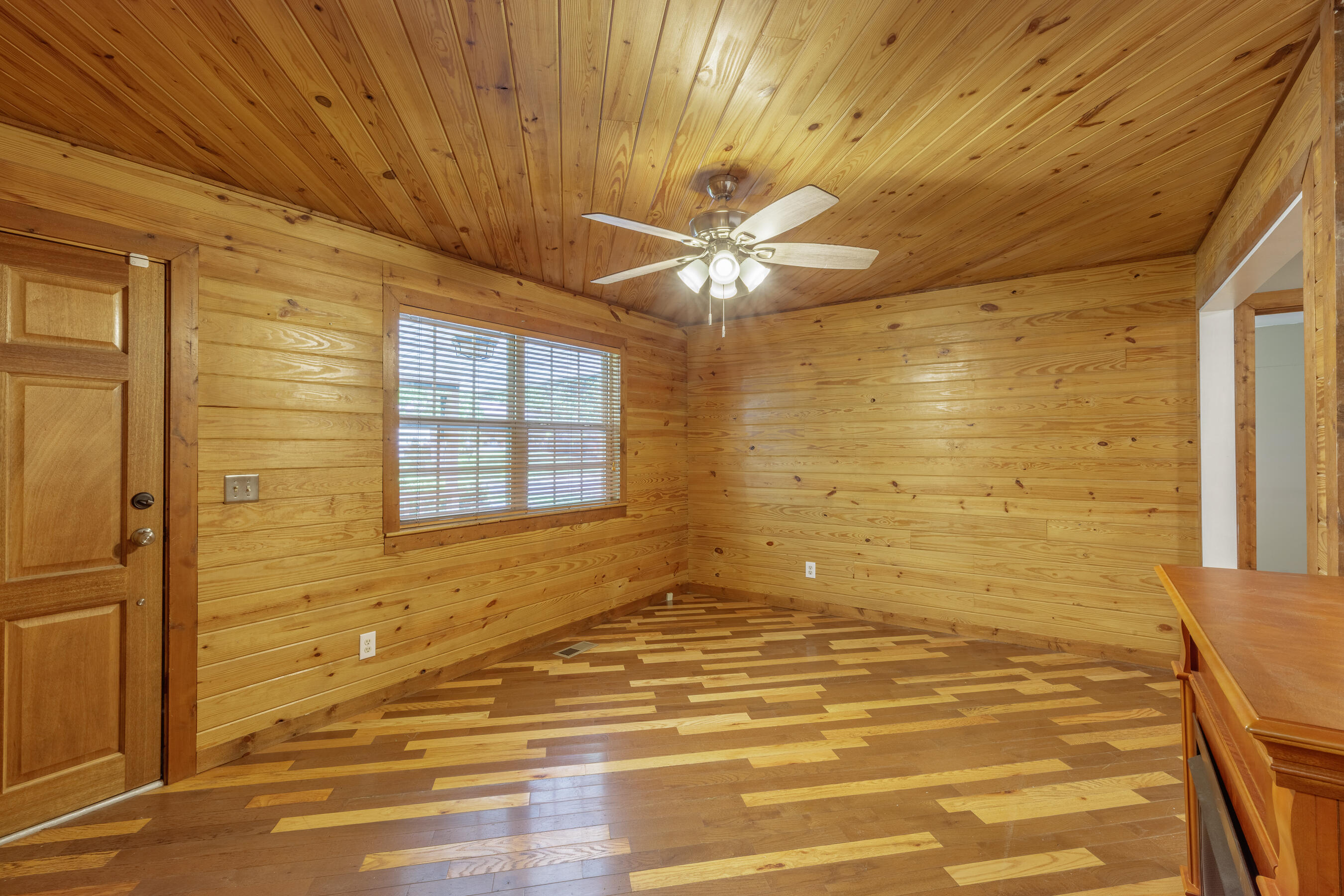 252 Valley View Drive Dunlap, TN 37327 - Photo 17 of 38 252 Valley View HD-27