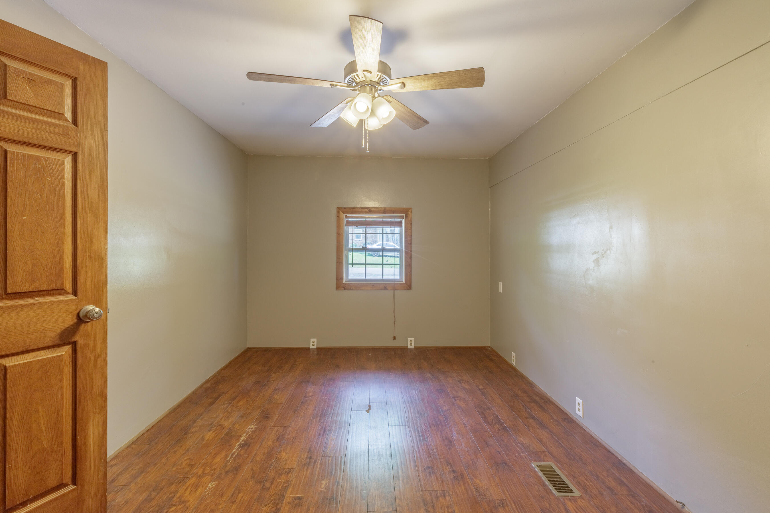 252 Valley View Drive Dunlap, TN 37327 - Photo 22 of 38 252 Valley View HD-32