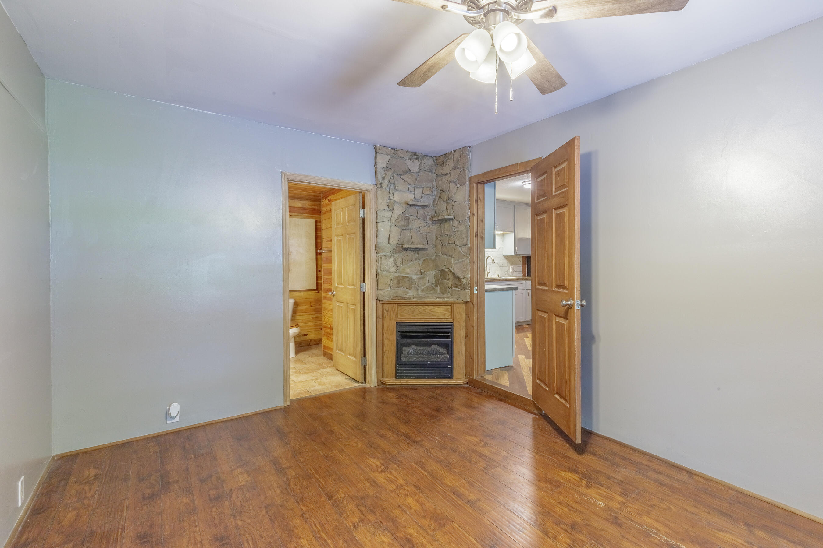 252 Valley View Drive Dunlap, TN 37327 - Photo 23 of 38 252 Valley View HD-33