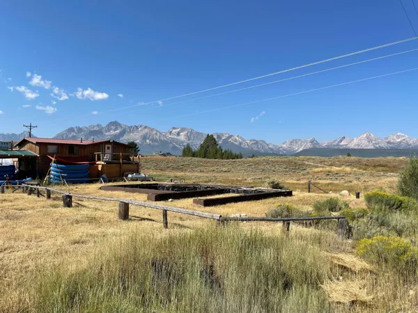 $545,000 | Edna Mcgown (hwy 75) Avenue, Stanley, ID 83278