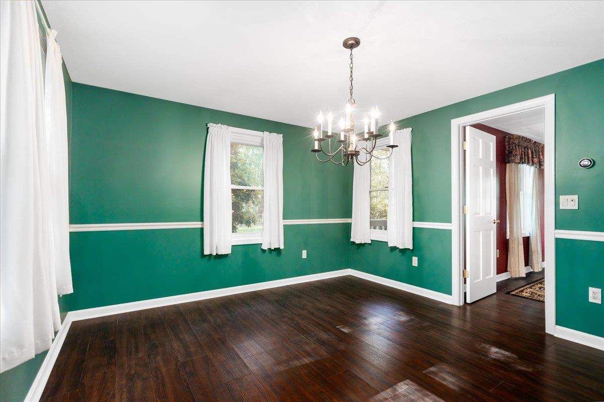 129 Cambridge Road Bedford, NH 03110 - Photo 22 of 33 Gallery Image 22