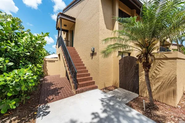 $3,500 | 5656 Ashton Lake Drive, Unit 5656, Sarasota, FL 34231