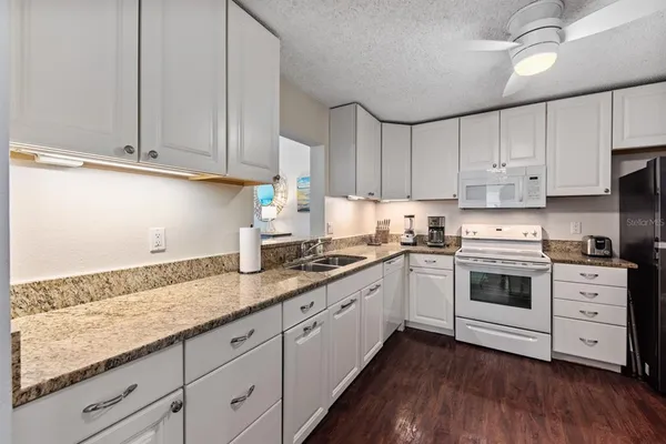 $3,500 | 5656 Ashton Lake Drive, Unit 5656, Sarasota, FL 34231