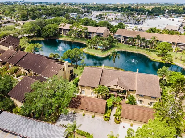 $3,500 | 5656 Ashton Lake Drive, Unit 5656, Sarasota, FL 34231