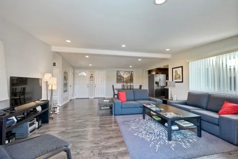 $939,000 | 1122 Iris Avenue, Imperial Beach, CA 91932