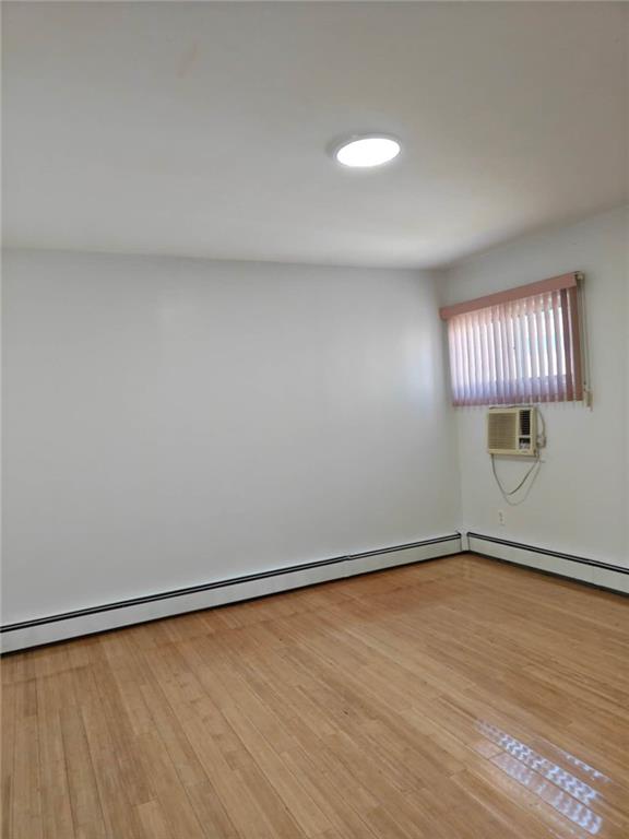 82 Lantern Road Hicksville, NY 11801 - Photo 13 of 28