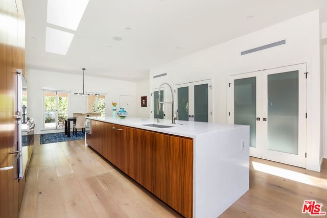 $2,007,000 | 3456 Rowena Avenue, Los Angeles, CA 90027