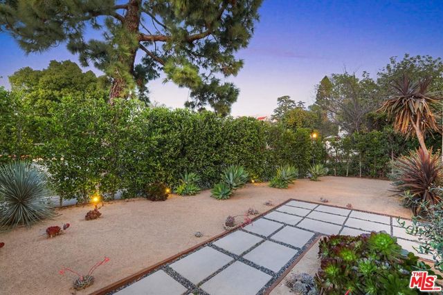 $2,007,000 | 3456 Rowena Avenue, Los Angeles, CA 90027