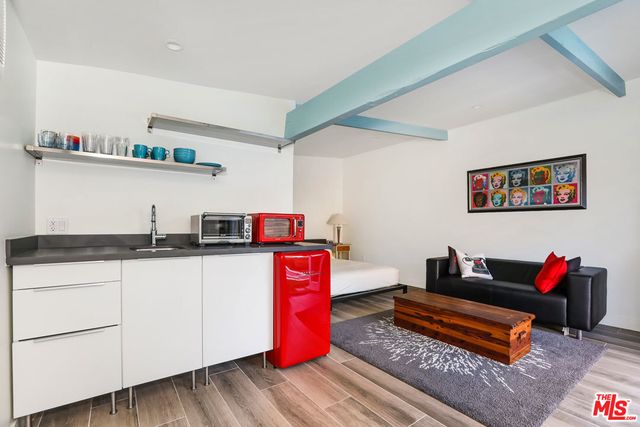 $2,007,000 | 3456 Rowena Avenue, Los Angeles, CA 90027