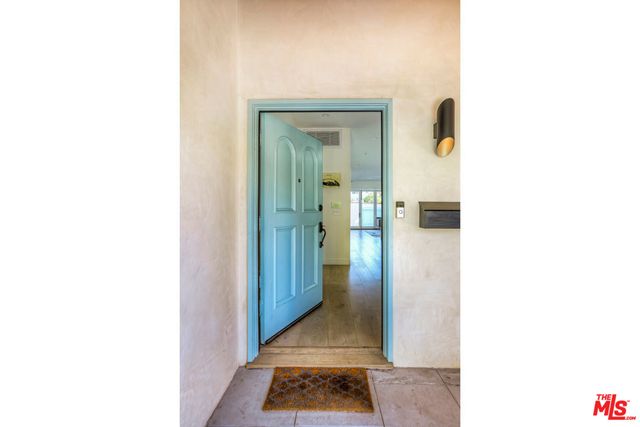 $2,007,000 | 3456 Rowena Avenue, Los Angeles, CA 90027