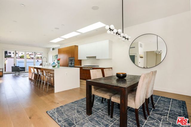 $2,007,000 | 3456 Rowena Avenue, Los Angeles, CA 90027