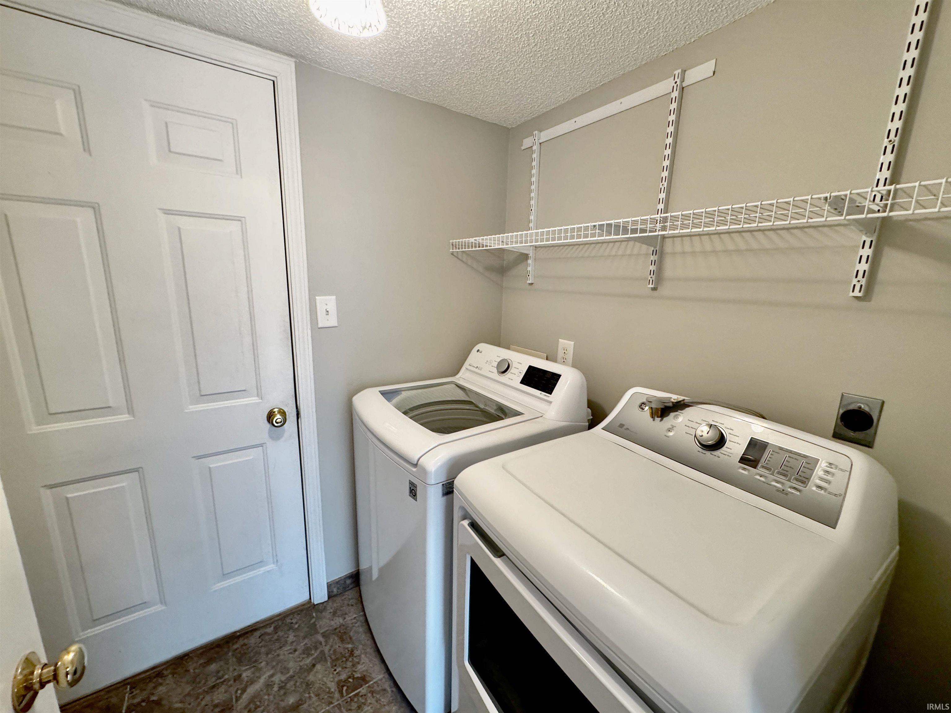 2104 South Azalea Lane Bloomington, IN 47401 - Photo 15 of 28