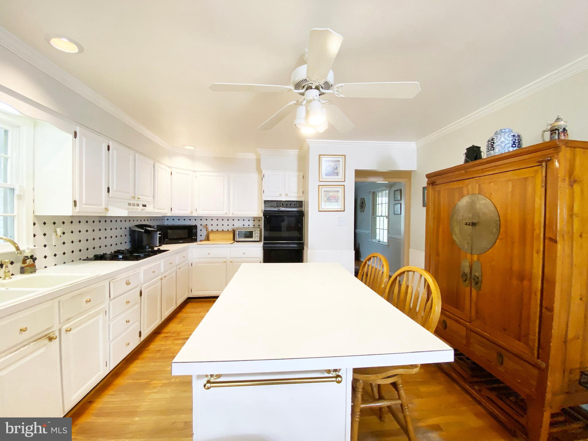 7813 Blackacre Road Clifton, VA 20124 - Photo 29 of 58 Gallery Image 29