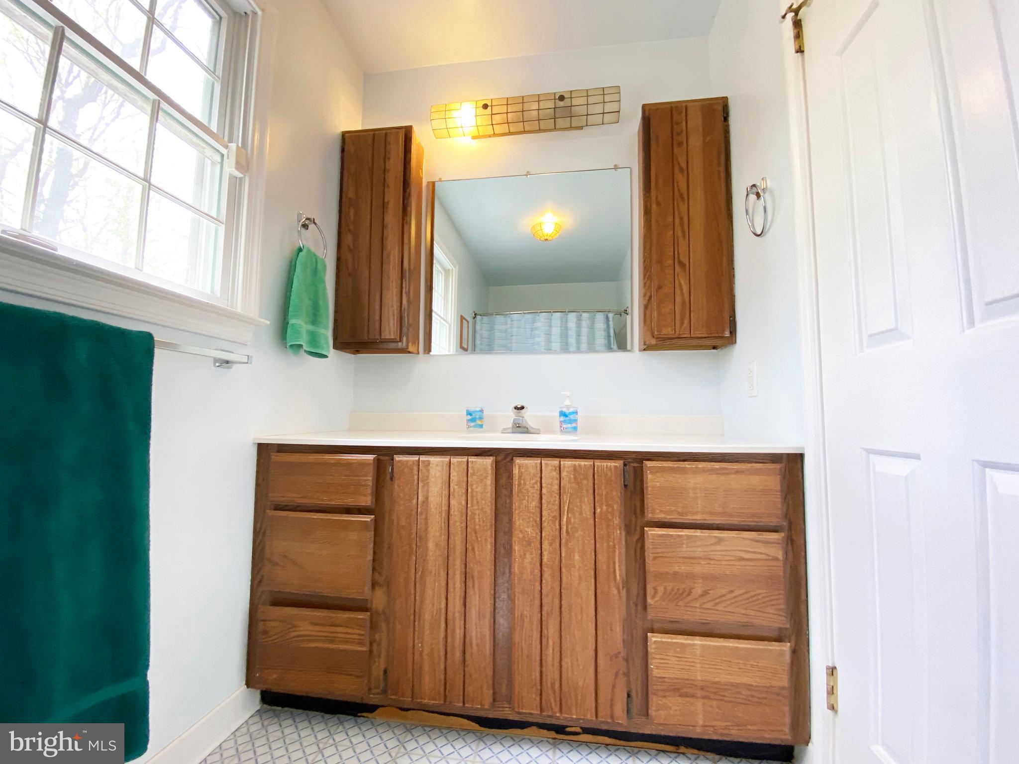 7813 Blackacre Road Clifton, VA 20124 - Photo 36 of 58 Gallery Image 36