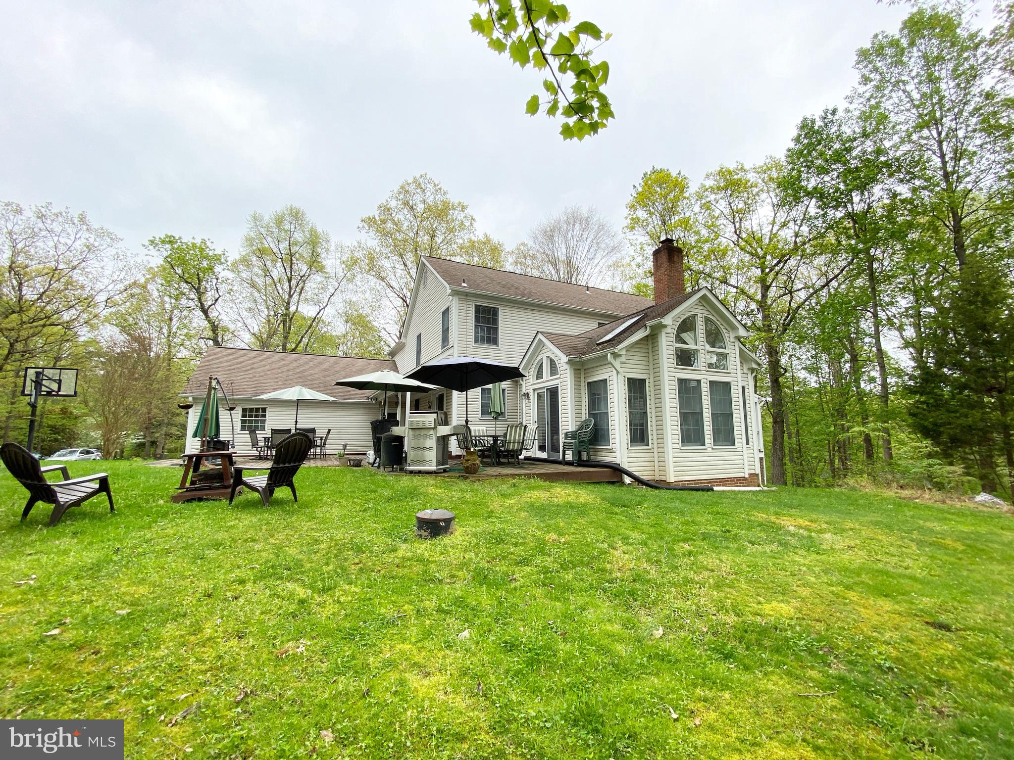 7813 Blackacre Road Clifton, VA 20124 - Photo 9 of 58 Gallery Image 9