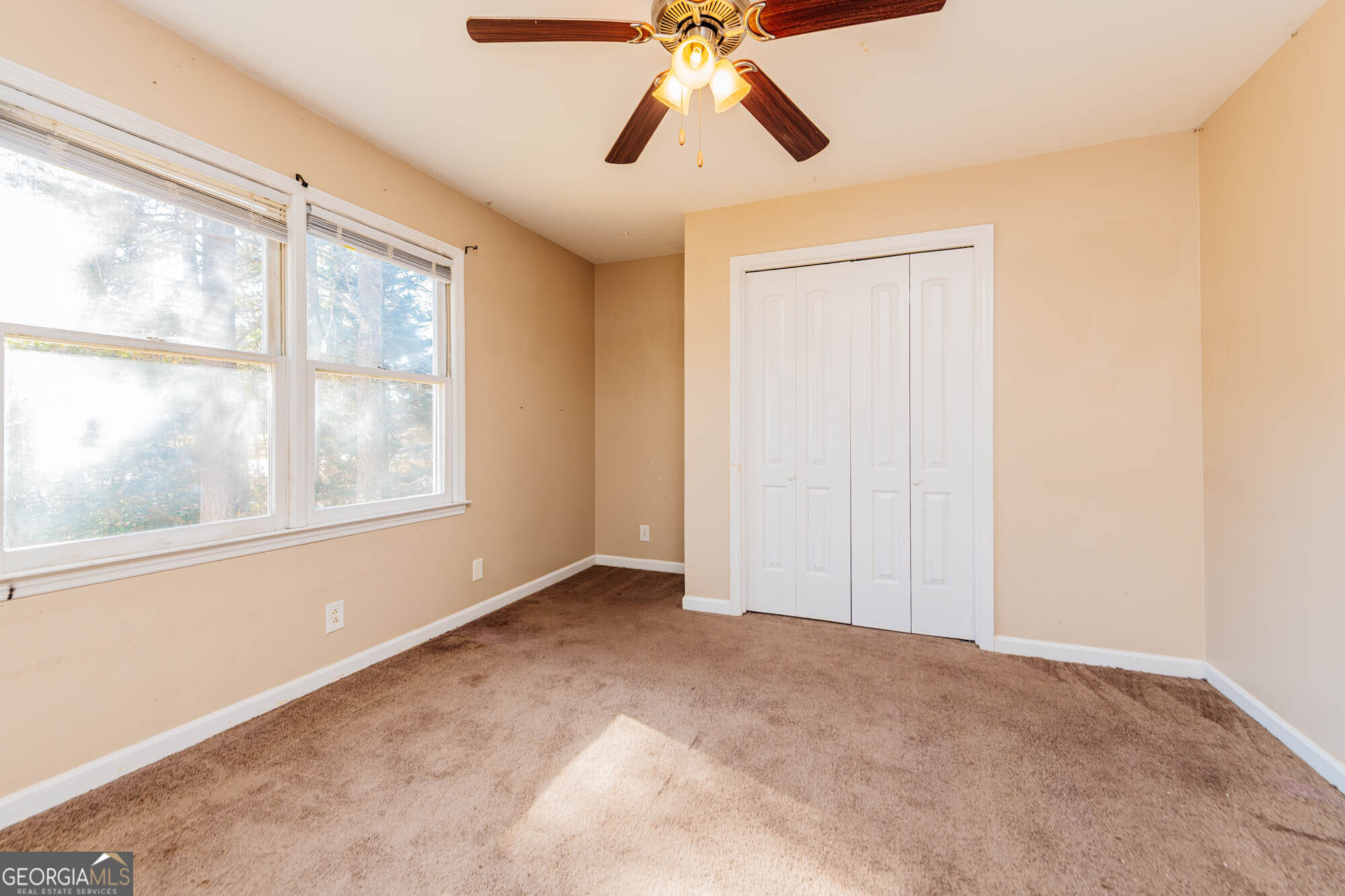5341 Northside Drive Macon, GA 31210 - Photo 25 of 43 a view of an empty room with a window