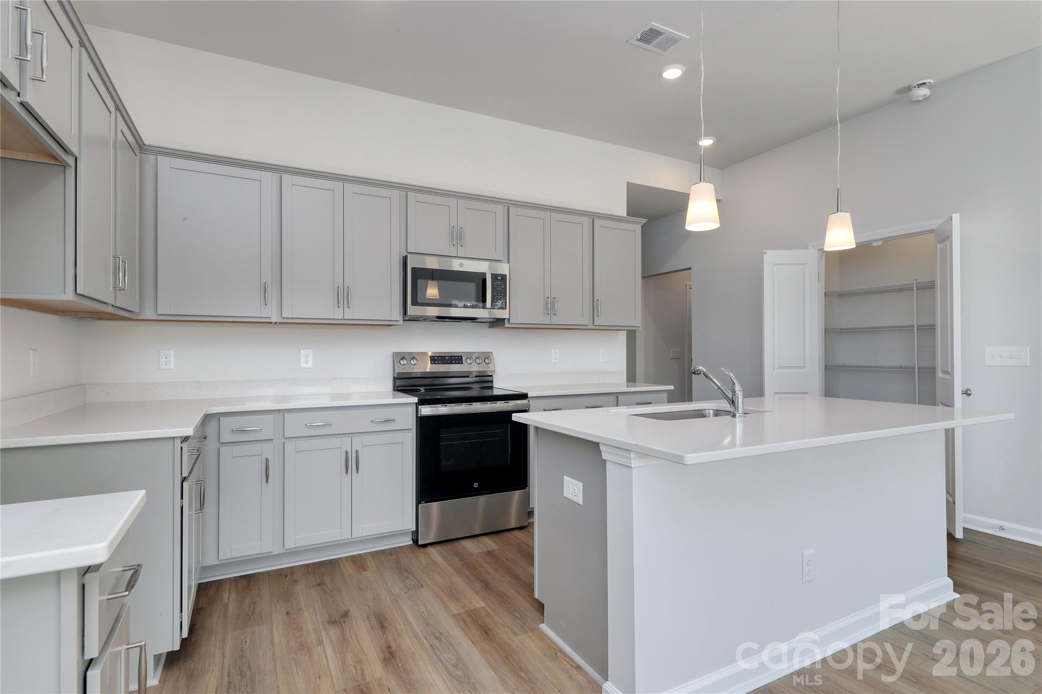 223 Rodeo Drive Shelby, NC 28150 - Photo 2 of 13