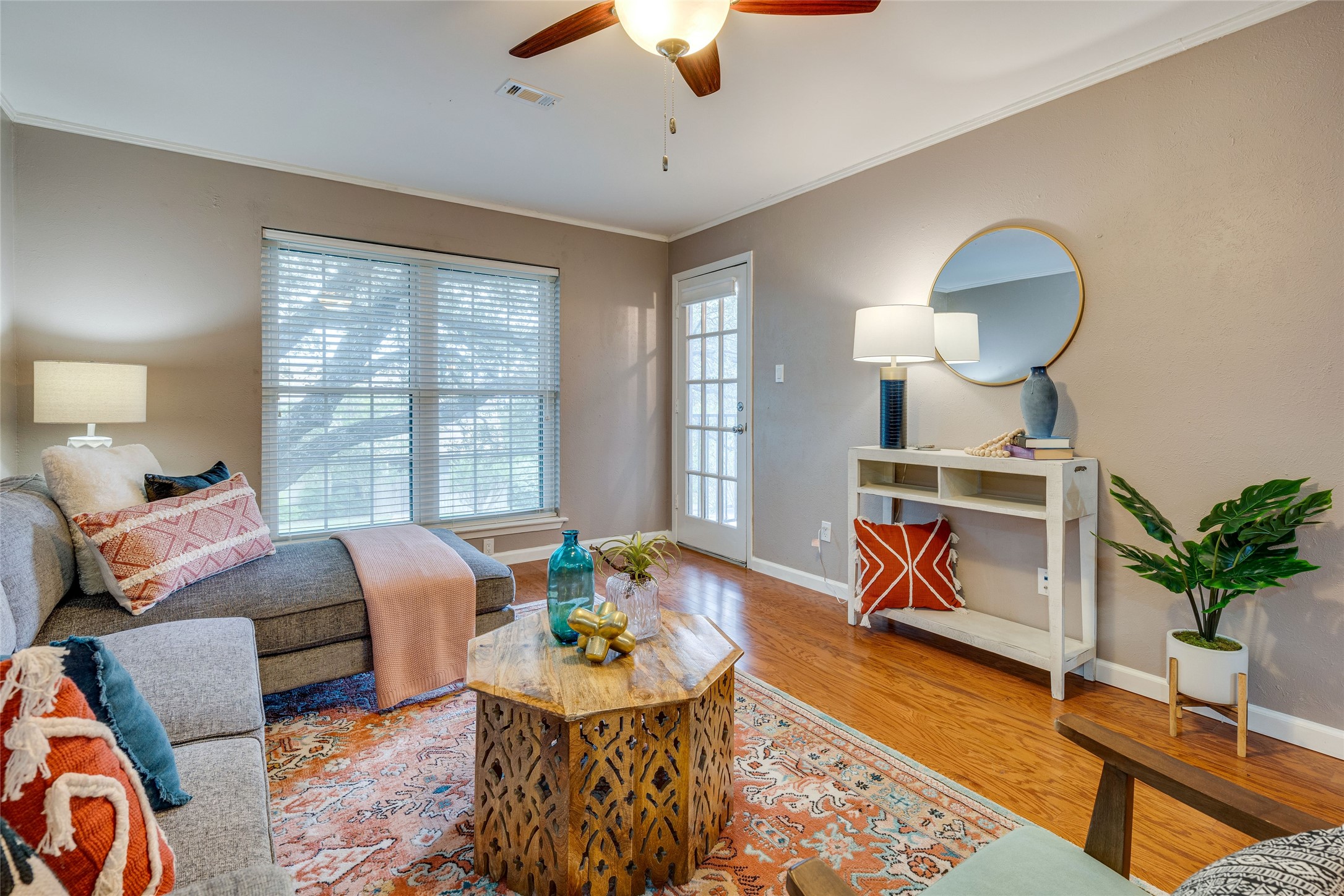 4159 Steck Avenue, Unit 290 Austin, TX 78759 - Photo 3 of 38 a living room with furniture and a window