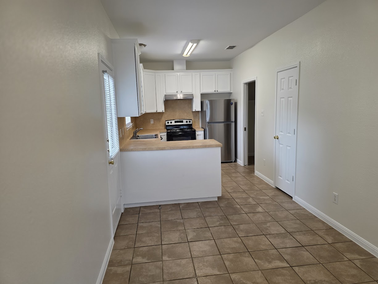 3308 Elija Street, Unit B Austin, TX 78745 - Photo 5 of 20