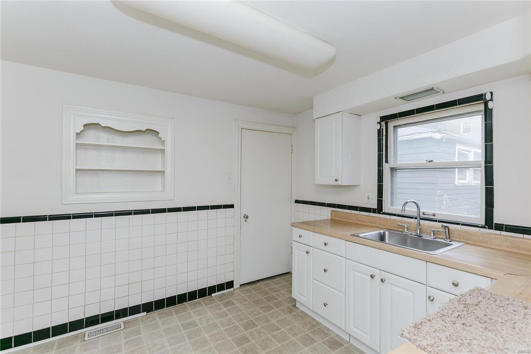 7820 Rosedale Drive St. Louis, MO 63121 - Photo 15 of 23 Gallery Image 15