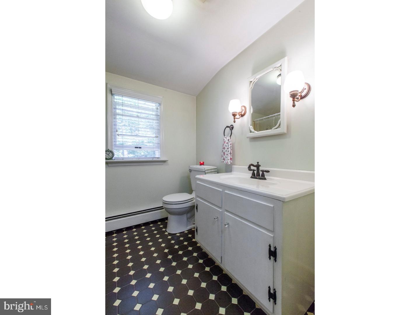 857 Store Road Harleysville, PA 19438 - Photo 11 of 24 Bathroom