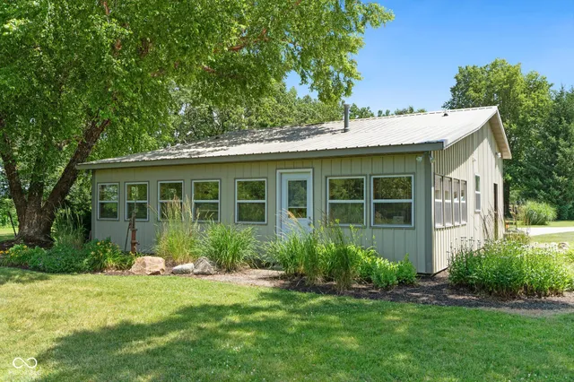 $1,150,000 | 4680 South 1000th Street West, Rensselaer, IN 47978