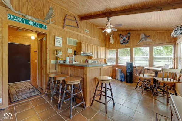 $1,150,000 | 4680 South 1000th Street West, Rensselaer, IN 47978
