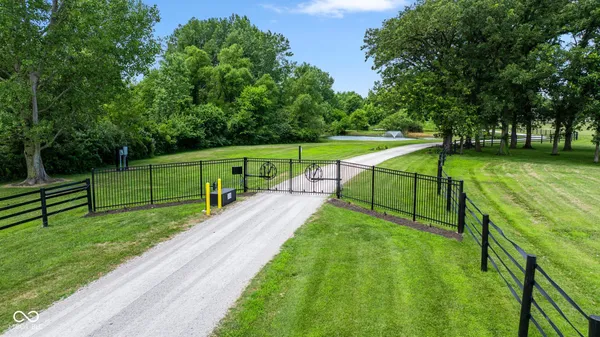 $1,150,000 | 4680 South 1000th Street West, Rensselaer, IN 47978