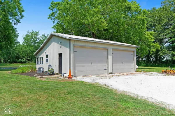 $1,150,000 | 4680 South 1000th Street West, Rensselaer, IN 47978