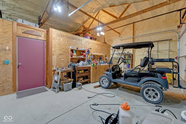 $1,150,000 | 4680 South 1000th Street West, Rensselaer, IN 47978