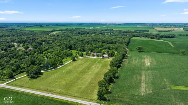 $1,150,000 | 4680 South 1000th Street West, Rensselaer, IN 47978