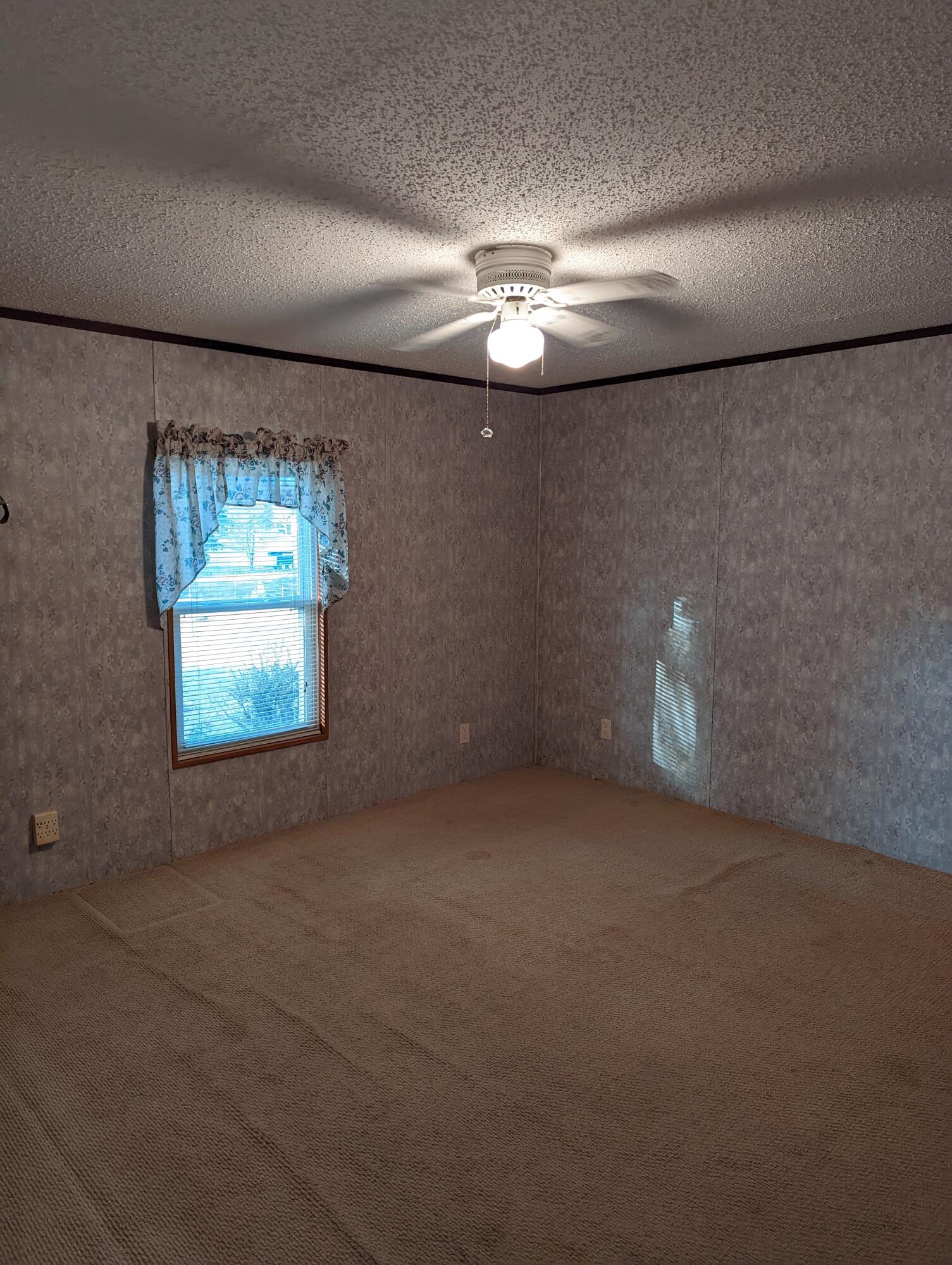 572 Bailey Road Benton, TN 37307 - Photo 6 of 16 PXL_20221101_215350648
