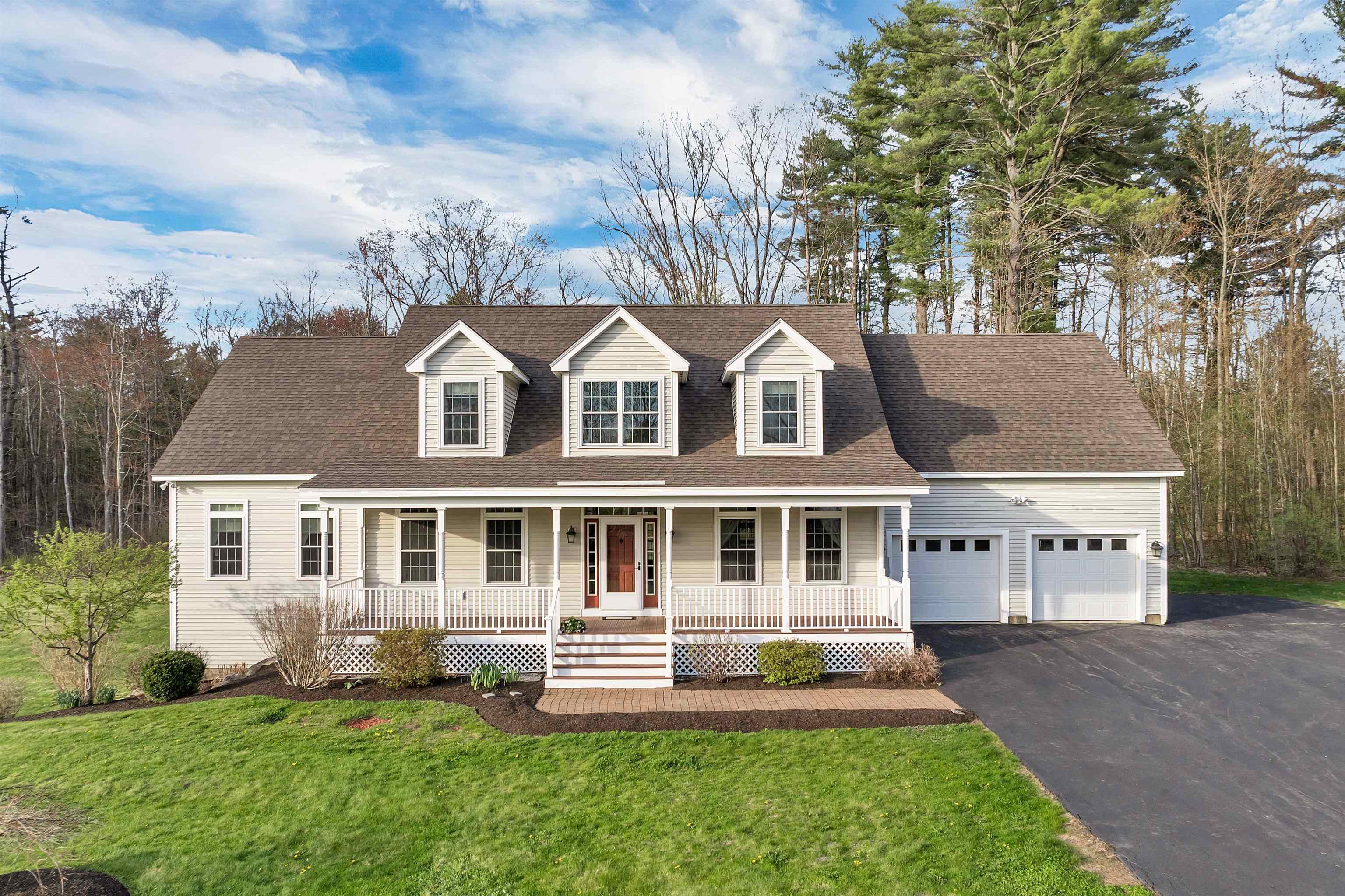 344 Horse Corner Road Chichester, NH 03258 - Photo 1 of 43 Gallery Image 1