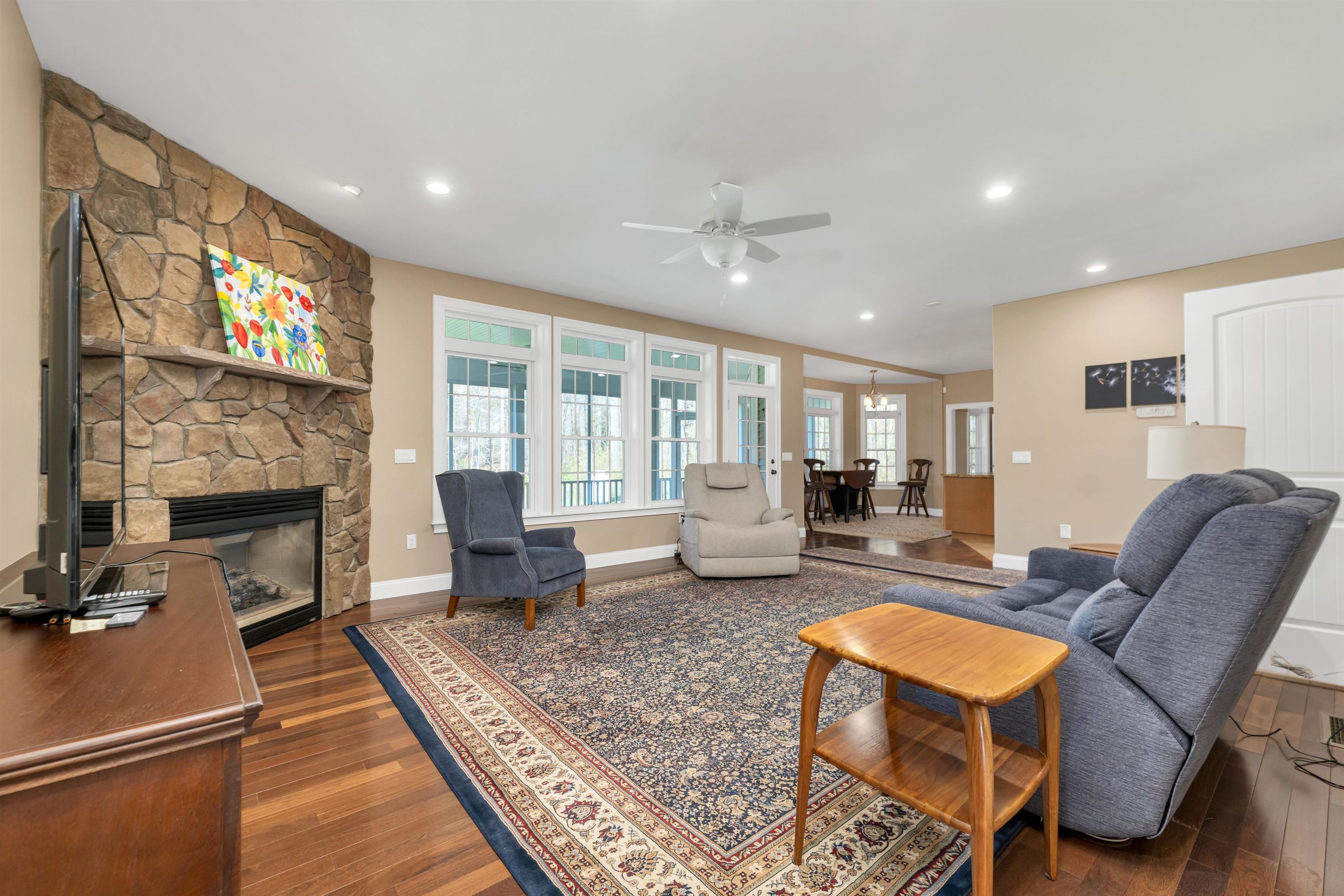 344 Horse Corner Road Chichester, NH 03258 - Photo 6 of 43 Gallery Image 6