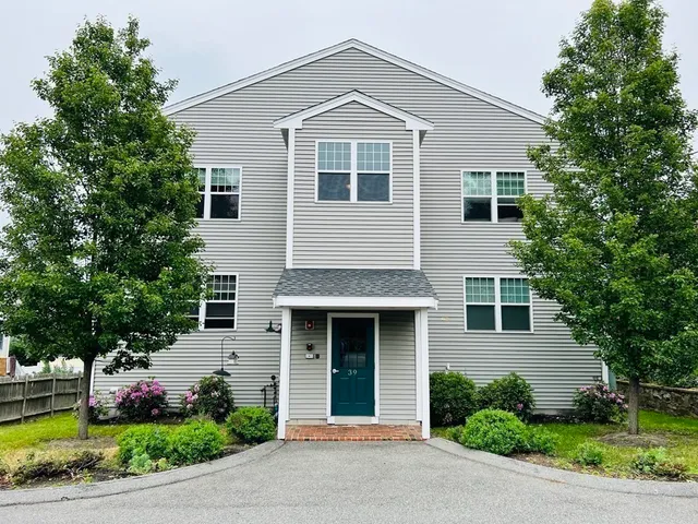 $2,000 | 39 Athens Street, Unit 2, Weymouth, MA 02191