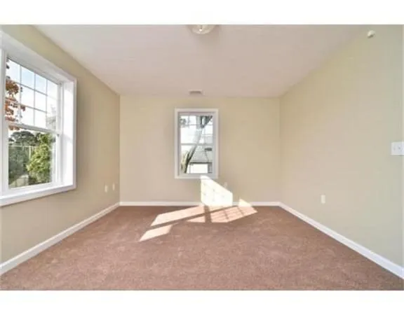 $2,000 | 39 Athens Street, Unit 2, Weymouth, MA 02191