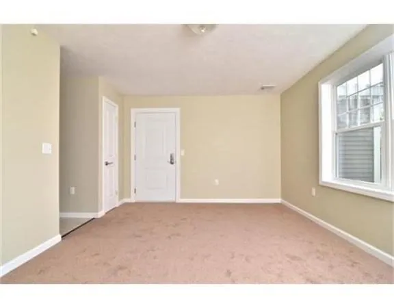 $2,000 | 39 Athens Street, Unit 2, Weymouth, MA 02191