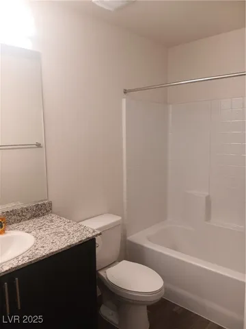 $1,750 | 2881 Champagne Gold Avenue, North Las Vegas, NV 89086