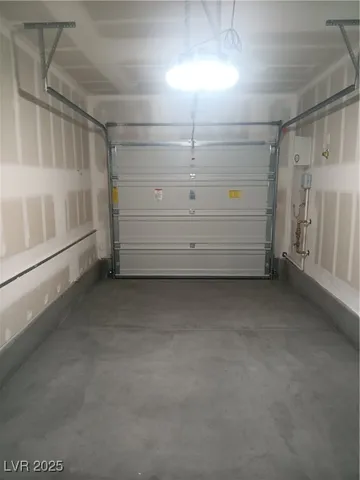 $1,750 | 2881 Champagne Gold Avenue, North Las Vegas, NV 89086