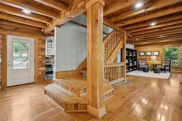 $675,000 | 389 Northwest 1851st Road, Kingsville, MO 64061