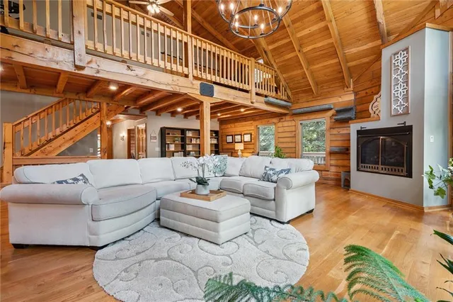 $675,000 | 389 Northwest 1851st Road, Kingsville, MO 64061