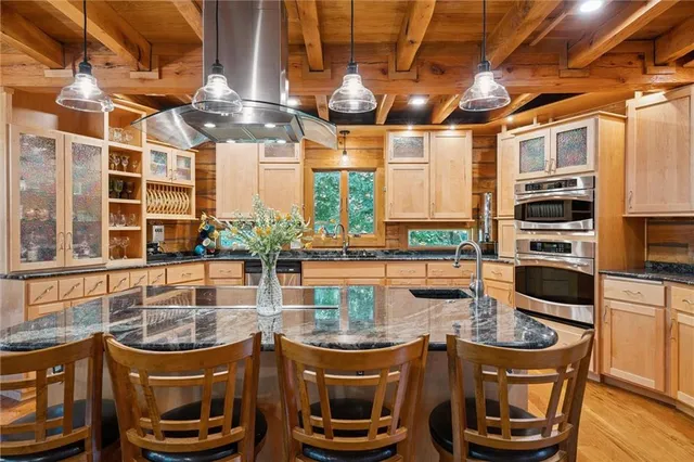 $675,000 | 389 Northwest 1851st Road, Kingsville, MO 64061