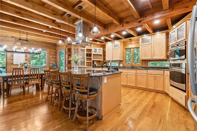 $675,000 | 389 Northwest 1851st Road, Kingsville, MO 64061